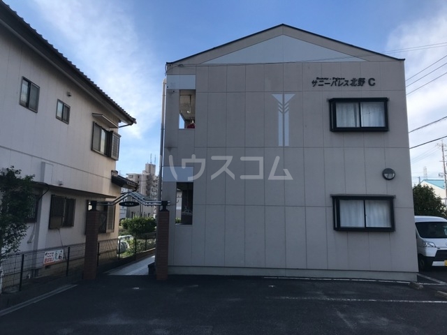 23/30 駐車場
