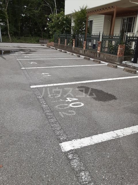 2/10 駐車場