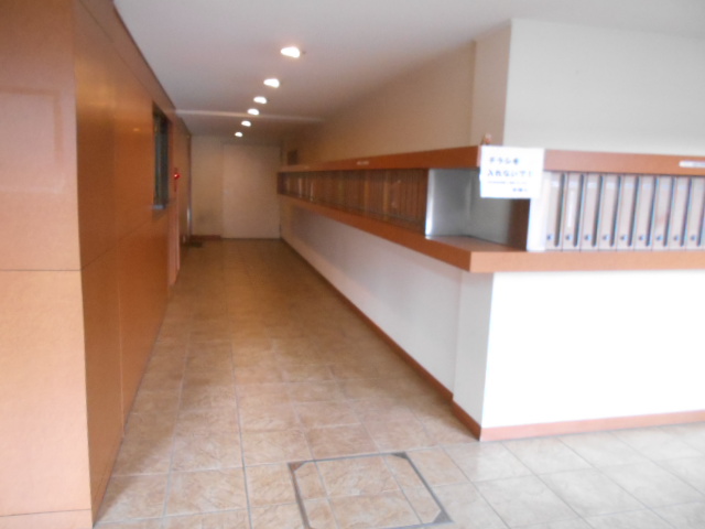 22/29 エントランス