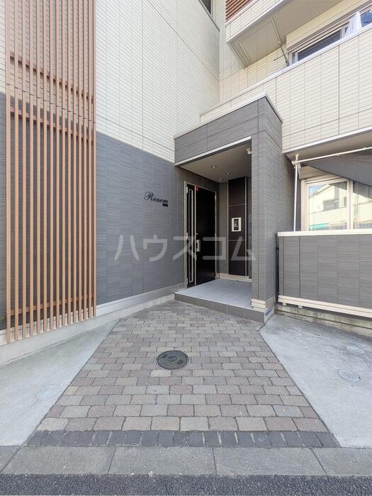 17/24 エントランス