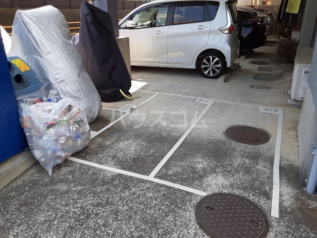 15/19 駐車場