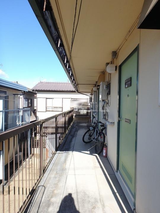 14/15 エントランス