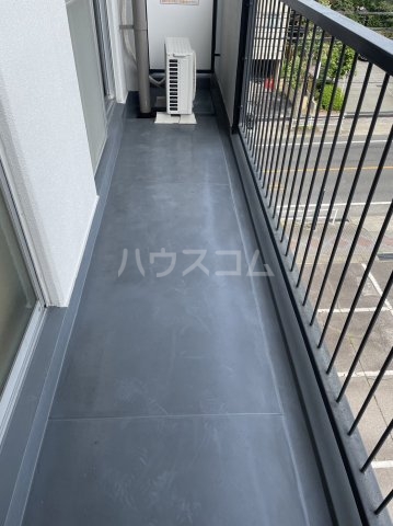 20/30 バルコニー