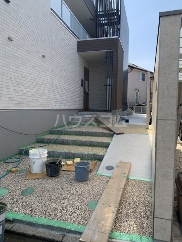 2/4 エントランス