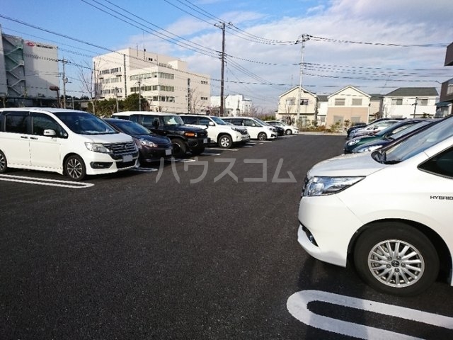 19/25 駐車場