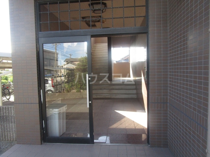 14/21 エントランス