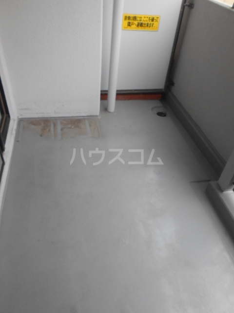 20/30 バルコニー