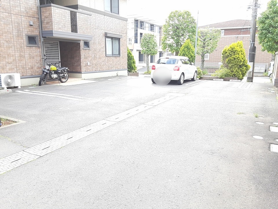 21/23 駐車場