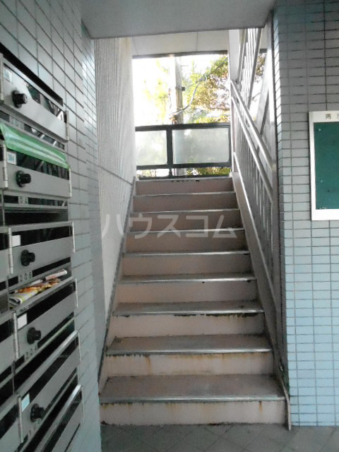 15/26 エントランス