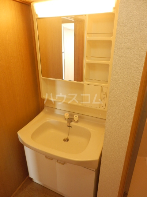 17/28 洗面