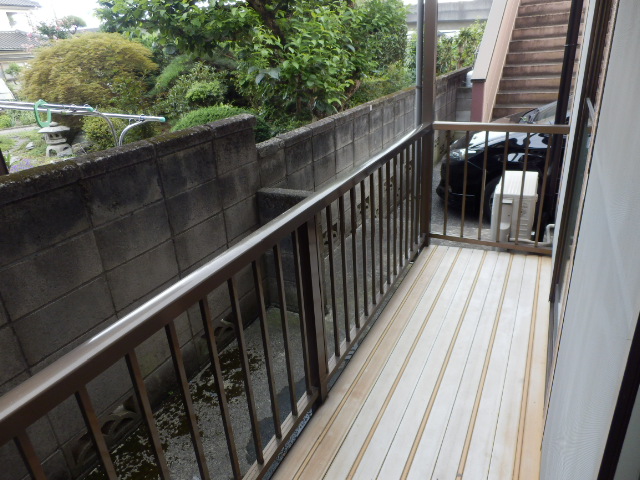 16/27 バルコニー