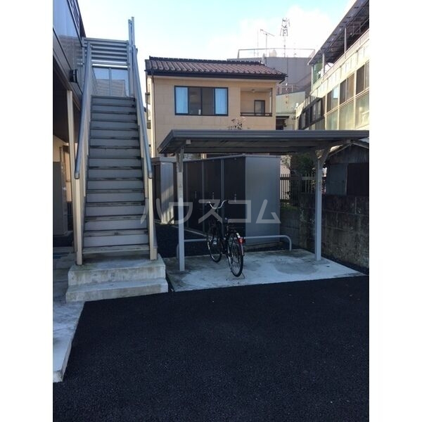 14/22 エントランス