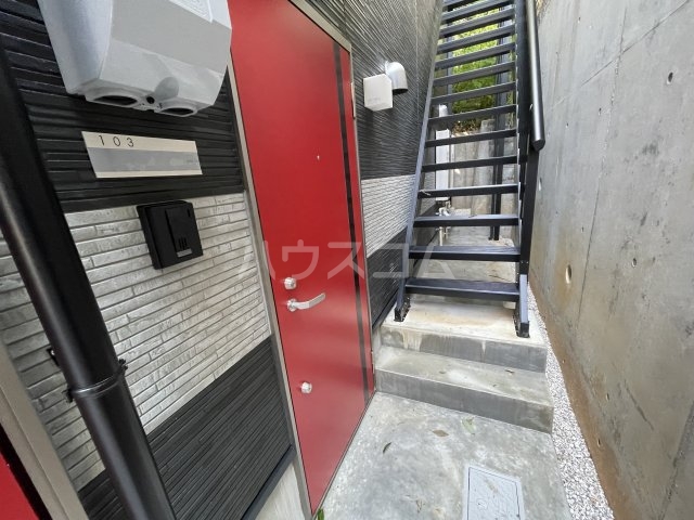 29/30 エントランス