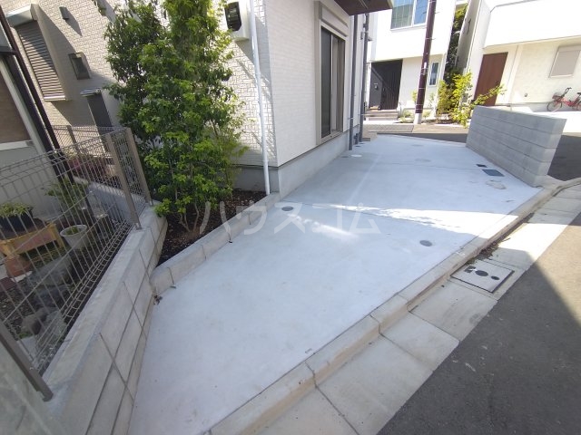 4/7 駐車場