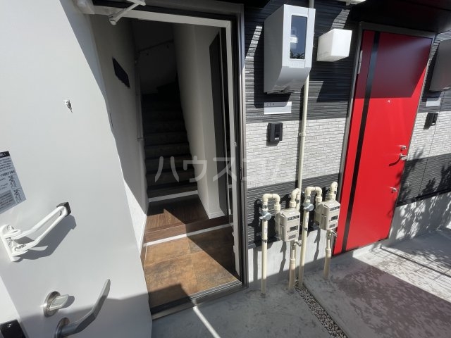 29/30 エントランス