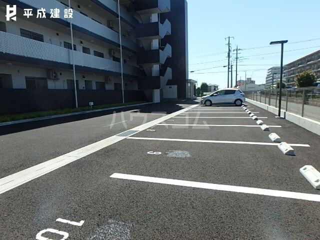 21/24 駐車場