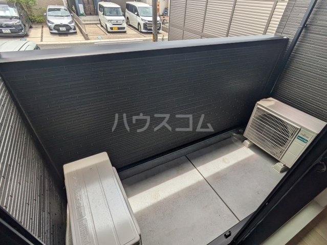 15/23 バルコニー