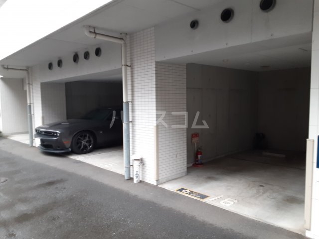 24/25 駐車場
