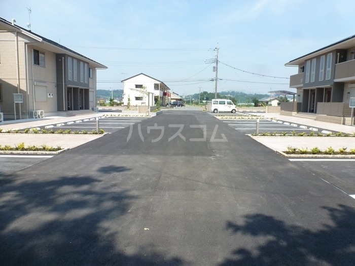 18/19 駐車場