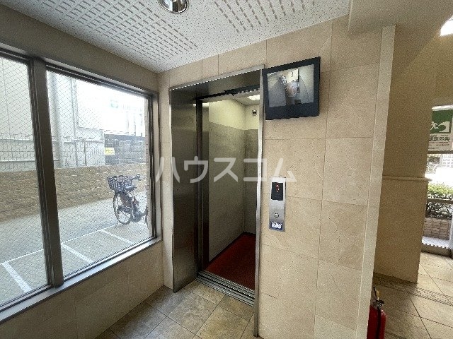 20/25 エントランス