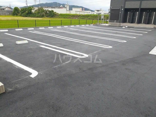 14/20 駐車場