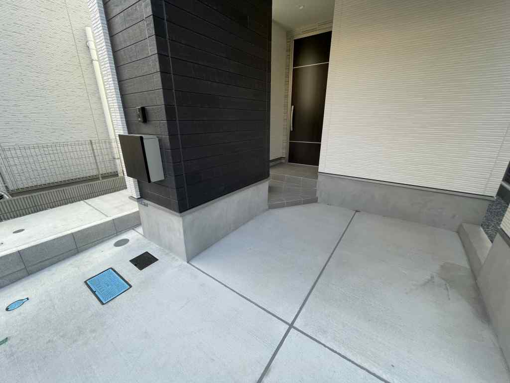 3/6 エントランス