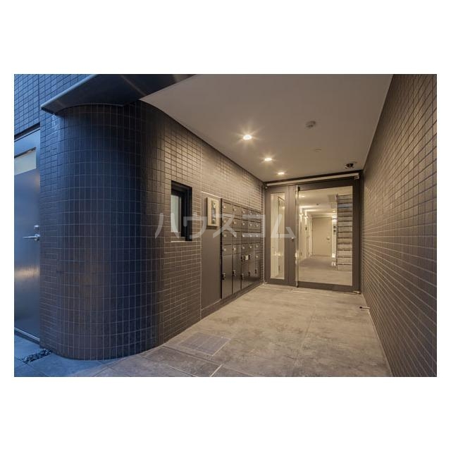 16/26 エントランス