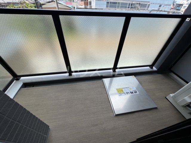 21/30 バルコニー