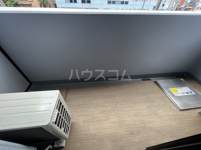 19/30 バルコニー