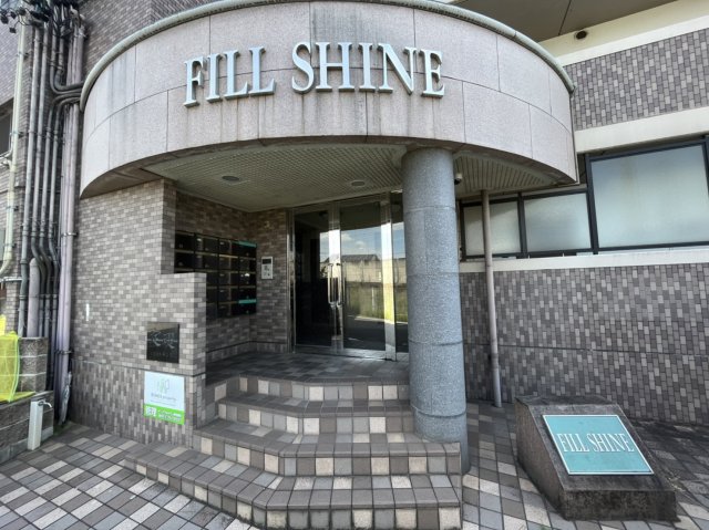 22/29 エントランス