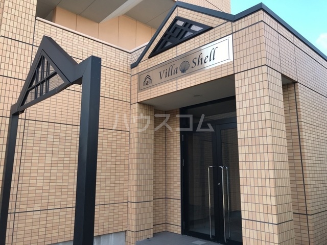 14/23 エントランス