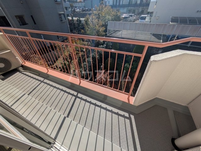 27/30 バルコニー