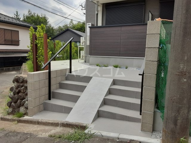 2/10 エントランス