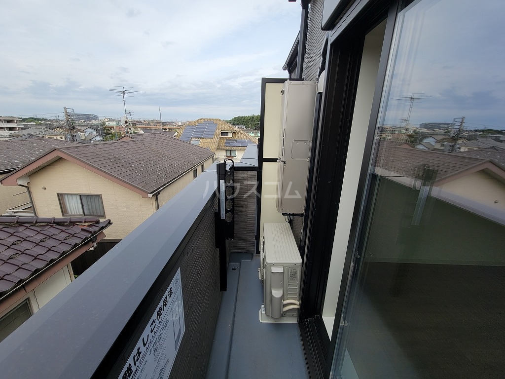 21/30 バルコニー