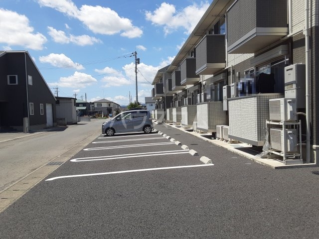 22/30 駐車場