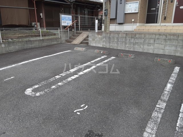 3/4 駐車場