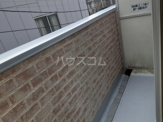 23/30 バルコニー