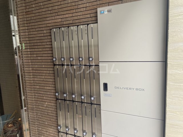 2/4 エントランス