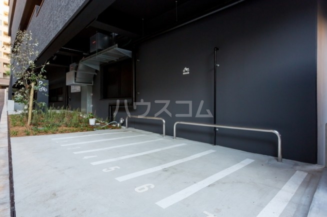 21/30 駐車場