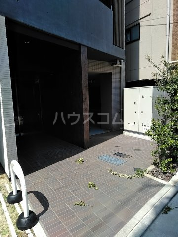 22/29 エントランス