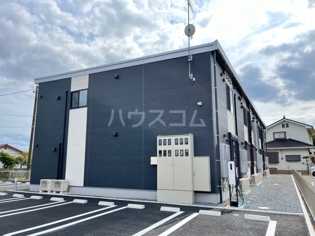 23/30 駐車場