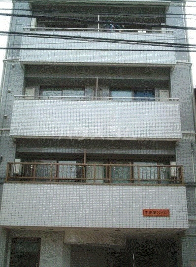 28/30 エントランス