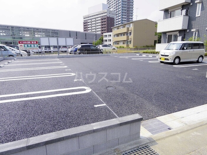 19/27 駐車場