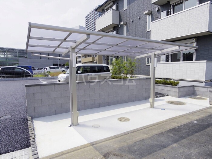 20/27 駐車場