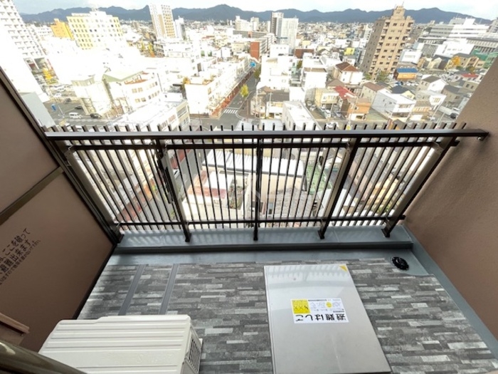 18/30 バルコニー