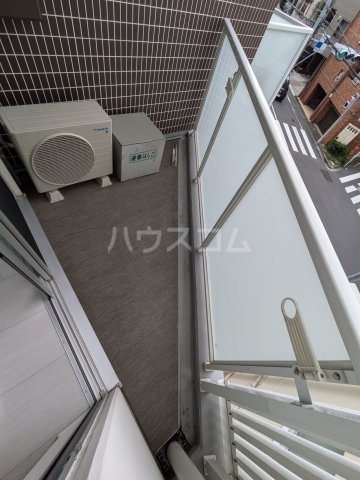 14/27 バルコニー