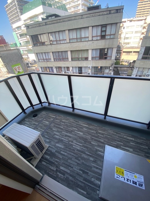19/30 バルコニー