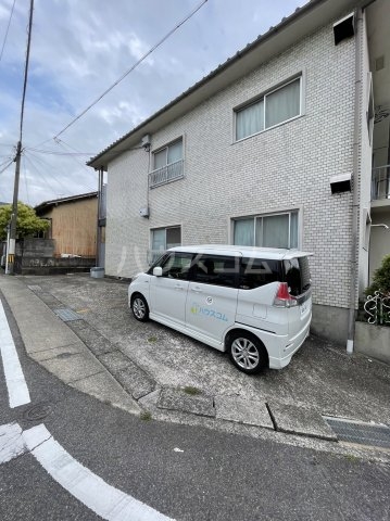25/30 駐車場