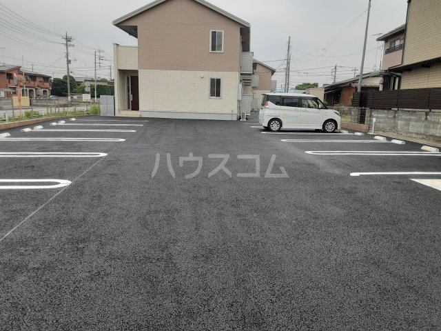 2/7 駐車場