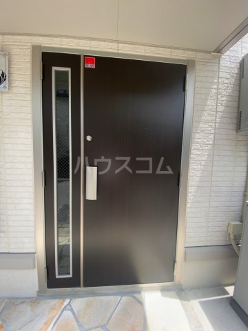 2/4 エントランス